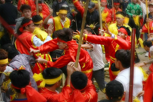 Công an Sóc Sơn: “Hỗn chiến” tại hội Gióng là chuyện thường