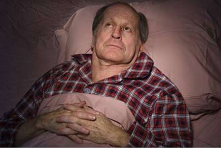 Bí quyết hạn chế mất ngủ ở người cao tuổi