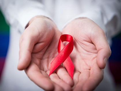 Sở Y tế Nghệ An xin lỗi người bị “kết án” oan nhiễm HIV