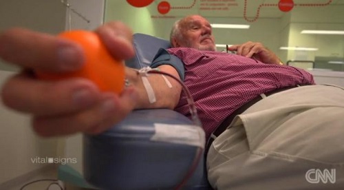 Người đàn ông có dòng máu 'vàng' cứu được hơn 2 triệu mạng sống