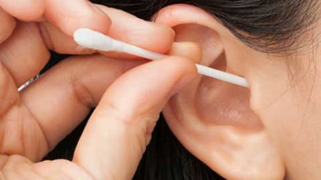 Có nên lấy ráy tai thường xuyên?
