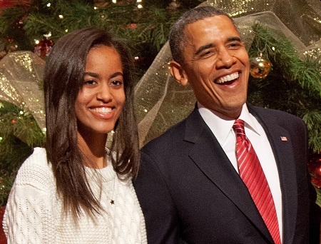 Nghỉ hè, con gái Tổng thống Obama thực tập trên phim trường