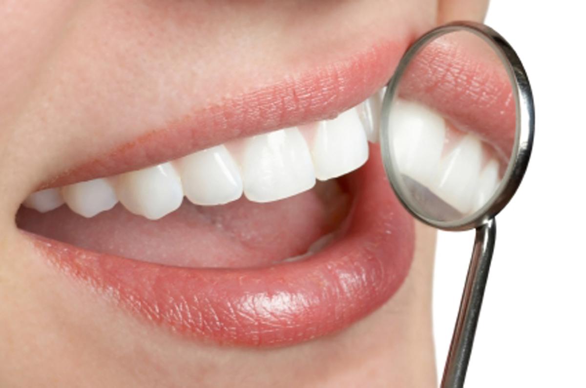 Chăm lo răng miệng ngừa ung thư