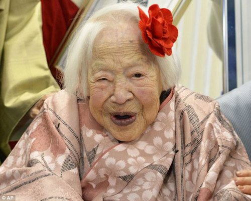 Misao Okawa: Cụ bà 116 tuổi vẫn đẹp vì ăn nhiều sushi