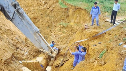 Khởi tố vụ án vỡ đường ống nước sông Đà