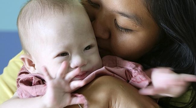 Thái Lan sắp cấm mang thai hộ