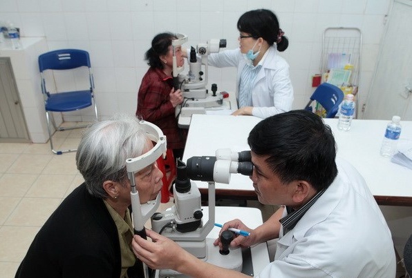 10.000 người sẽ khám sàng lọc các bệnh về mắt
