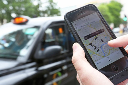 Taxi Uber: Phải làm gì để không cấm? 