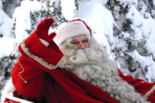 Tưởng tượng một ông già Noel có thật đang trao những món quà cho những đứa trẻ ngoan tại quảng trường trung tâm. Hãy đến và góp phần vào ngày lễ tuyệt vời của chúng tôi, để bạn có thể tận hưởng cảm giác hạnh phúc và niềm vui của giáng sinh.