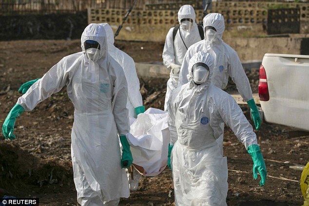 Vaccine Ebola đầu tiên an toàn cho người