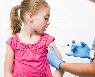 Tiêm vaccine, trẻ lại ngất