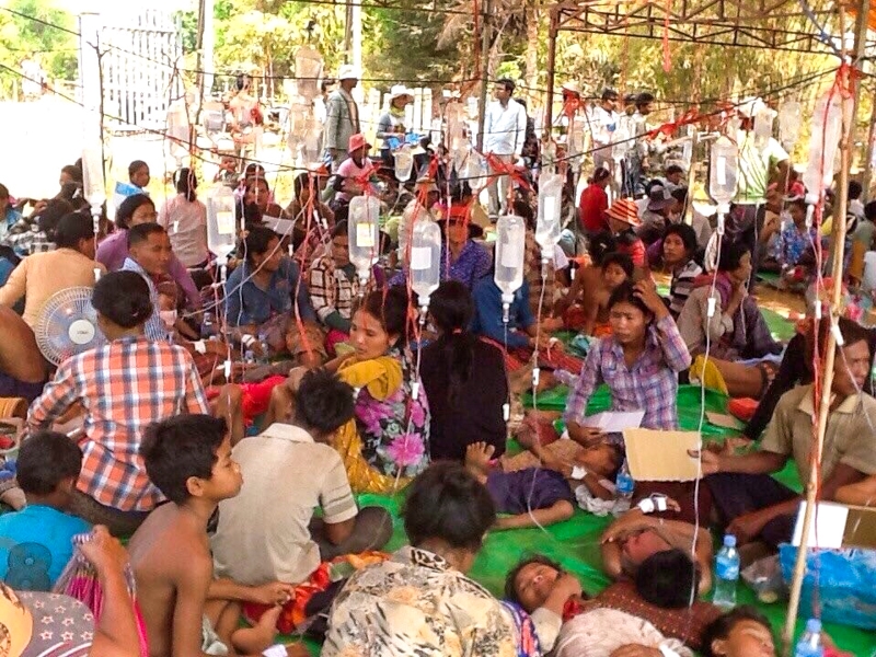 Campuchia: Gần 600 người ngộ độc sau khi ăn bánh mỳ