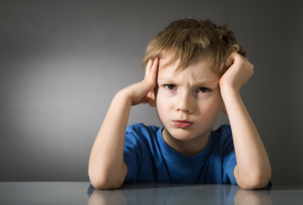 Làm gì khi trẻ bị đau nửa đầu?