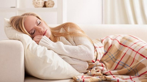 6 thói quen khi ngủ khiến bạn vừa già vừa yếu
