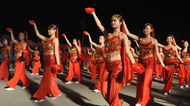 Dời lịch tổ chức Carnaval Hạ Long 2015 sang ngày 8/5