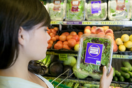 Dán nhãn sạch trên thực phẩm: Cứu vãn niềm tin của người tiêu dùng