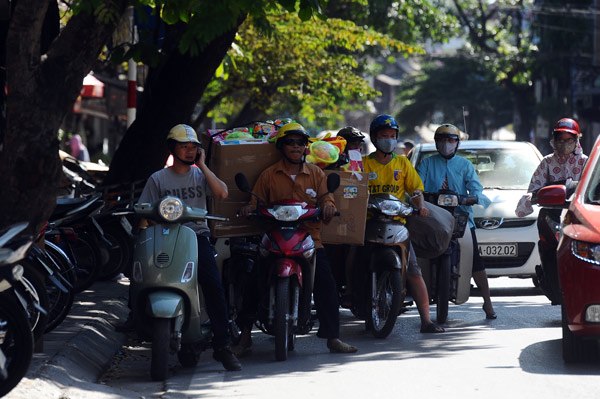 Dự báo thời tiết 27/5: Nắng nóng kỷ lục kéo dài đến cuối tuần