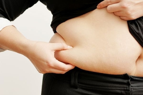 Lý do nào khiến chị em ăn ít cũng tăng cân, béo bụng?