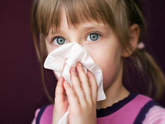 Làm thế nào để biết được bé đang bị cảm cúm?