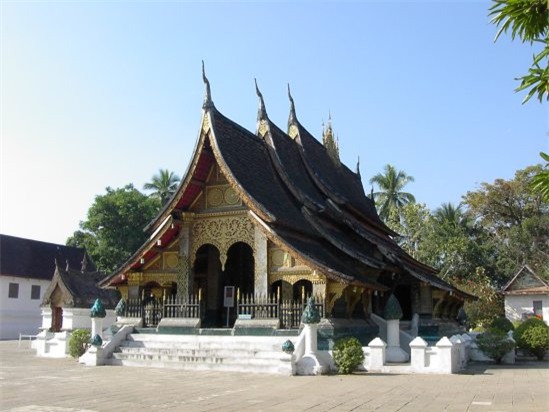Wat_Xieng_Thong_(Luang_Prabang,_Laos)