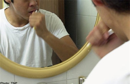Sai lầm 6: Đánh răng ngay sau khi ăn
