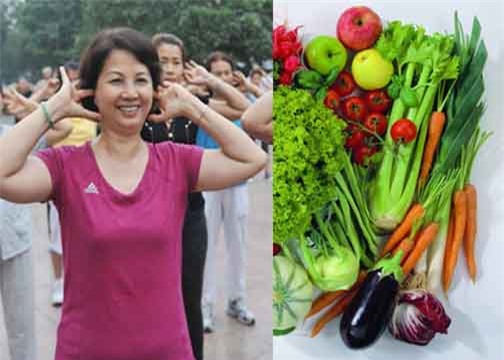  Phụ nữ trung niên cần tập thể dục đều đặn và ăn nhiều rau, quả để phòng tránh bệnh tật.
