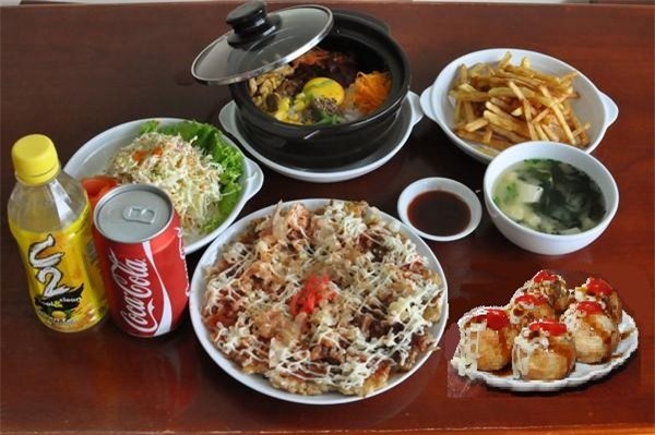 Các quán đồ ăn vặt Hàn Quốc, Nhật Bản ngon rẻ cho giới trẻ Hà Thành 3