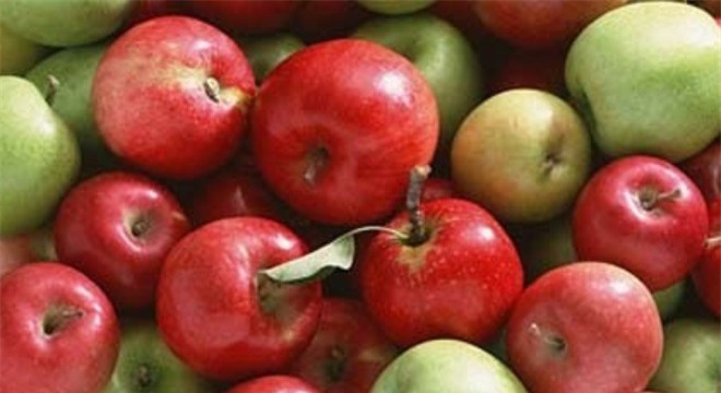 12 loại rau quả chứa nhiều thuốc trừ sâu nhất 1