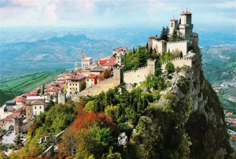 Diện tích của San Marino là 61 km2.