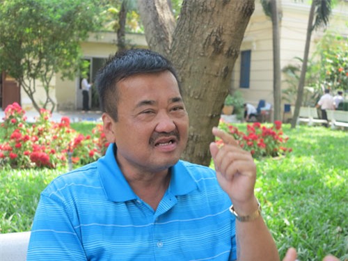 Ông Huỳnh Hữu Thông kể lại sự việc Ông Huỳnh Hữu Thông kể lại sự việc