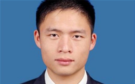Wang Yonggang, 27 tuổi