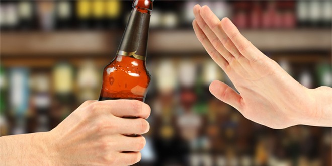 Ứng dụng trên smartphone giúp người dùng cai rượu