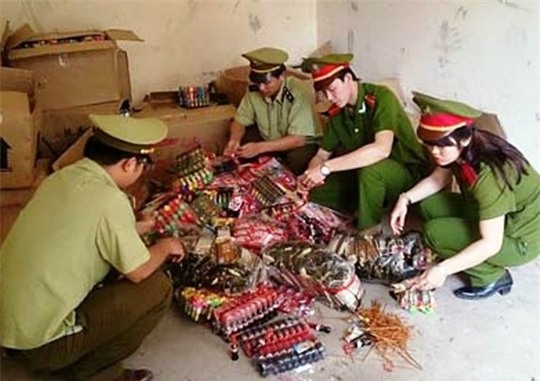 Số bánh kẹo đồ chơi Trung Quốc được cơ quan liên ngành Thanh Hóa thu giữ