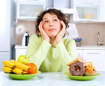 5 thói quen ăn uống khiến eo bạn ngày càng phình ra 2