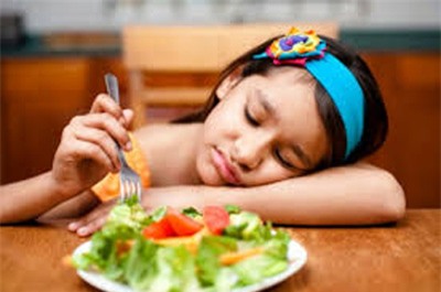 Biếng ăn… khiến trẻ bị tự kỷ? - 2