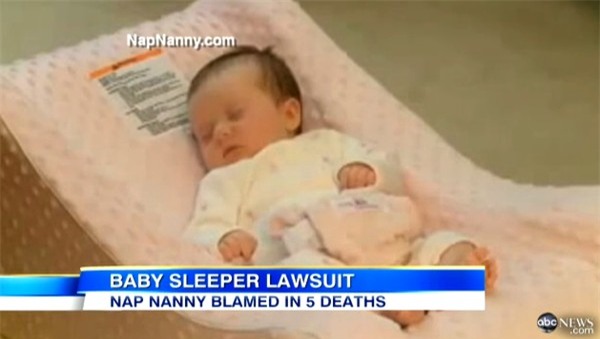 Mỹ: 6 trẻ em tử vong do sử dụng ghế ngủ Nap Nanny 1