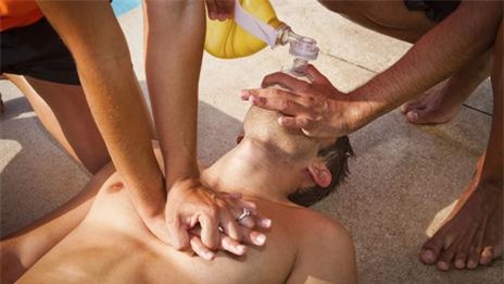 Một số người đã sống lại, ngay cả sau khi ngừng thủ thuật CPR .