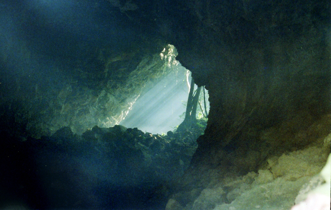 Cận cảnh hang động dài nhất Đông Nam Á tại Đắk Nông - Ảnh 3