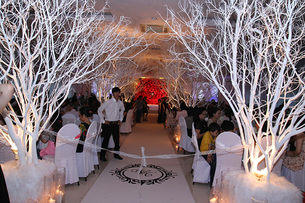 Tiệc cưới của Công Vinh - Thủy Tiên có ý tưởng là Phép màu của tháng 12