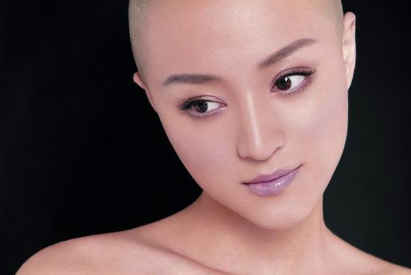 Nữ diễn viên Phương Viên đã cạo đầu khi đóng bộ phim điện ảnh 