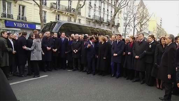 Hàng triệu người Pháp tuần hành phản đối khủng bố - Ảnh 2