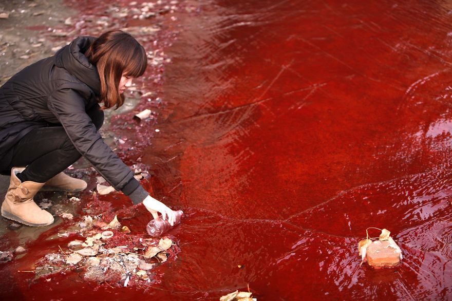 Sốc với những hình ảnh ô nhiễm môi trường ở Trung Quốc - Ảnh 1
