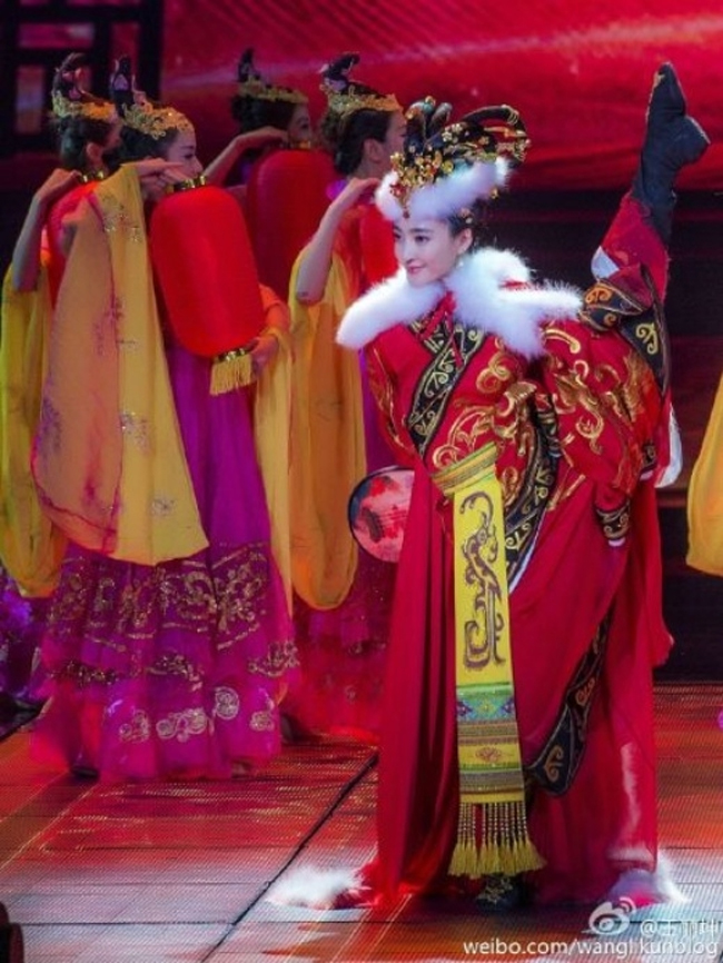 Nữ diễn viên Vương Lệ Khôn đảm nhận vai mỹ nữ Vương Chiêu Quân