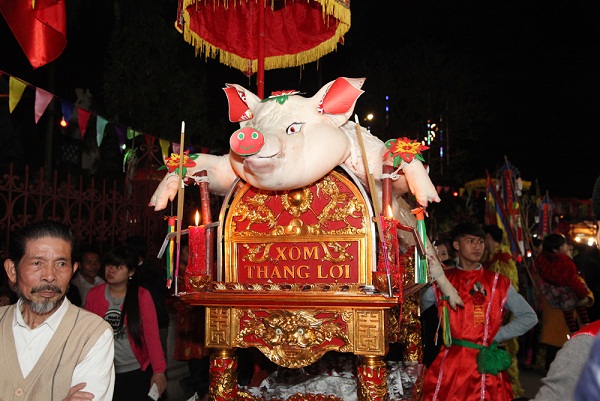 Lễ hội rước “ông lợn” khổng lồ ở làng La Phù - Ảnh 4