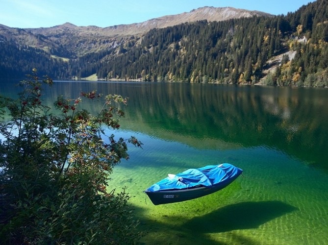  Königssee - một hồ nước ở miền Nam Bavaria, Đức gần biên giới với Áo