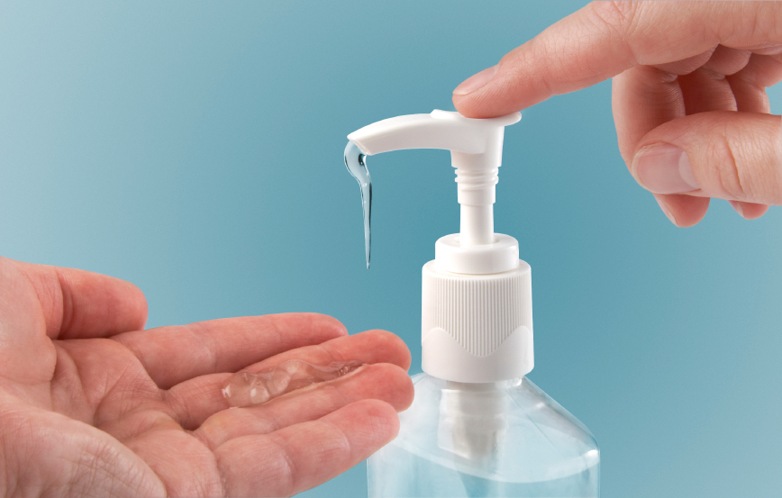 5 tác hại khi dùng dung dịch rửa tay khô - Ảnh 1