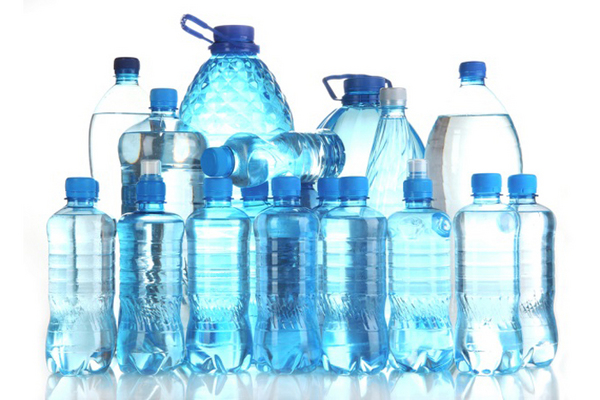 7 lý do để bạn ngừng sử dụng nước uống đóng chai - Ảnh 1