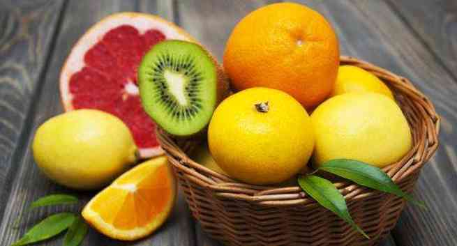 Khi nào không nên ăn trái cây họ cam quýt? - Ảnh 1