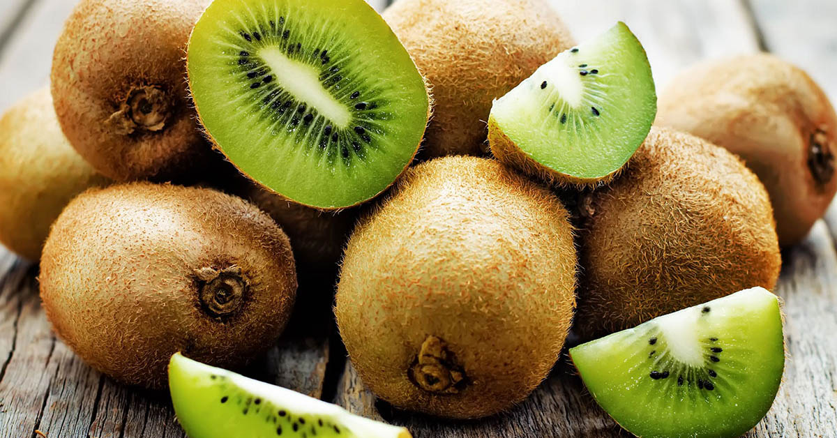 Vì sao bạn nên ăn 3 quả kiwi mỗi ngày ngay từ hôm nay? - Ảnh 1